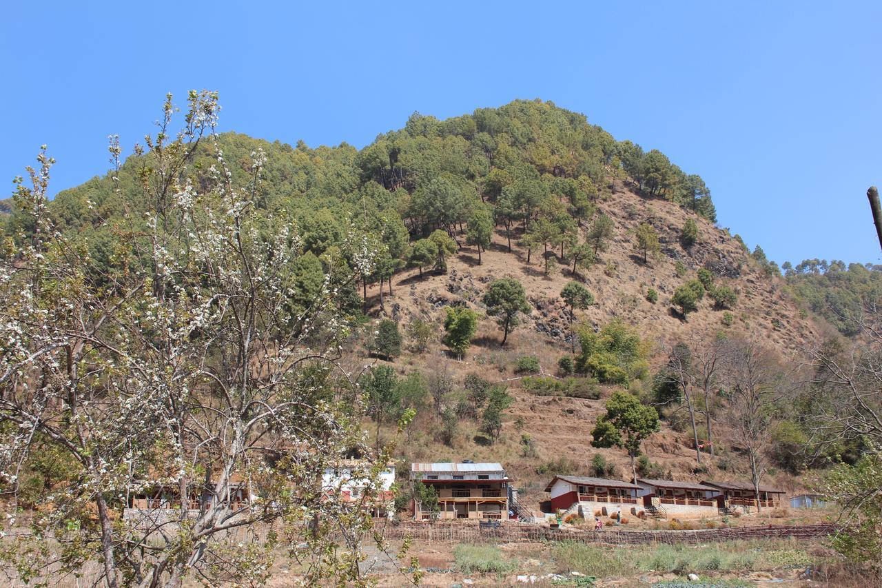 Solid Rock - Lodge & Restaurant Pharping المظهر الخارجي الصورة